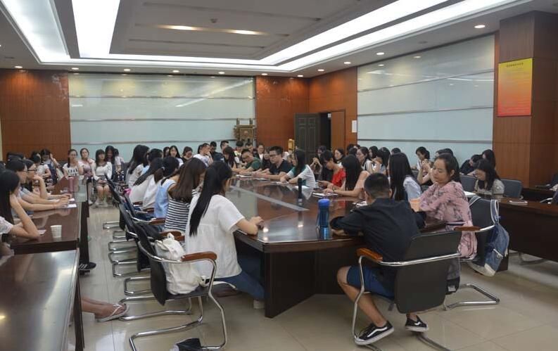 第十届英国上市公司官网365研究生会成立大会成功召开