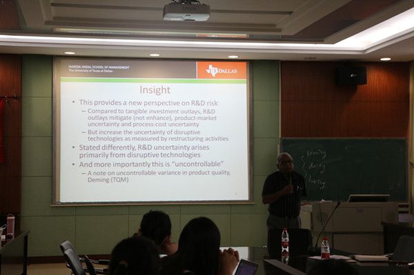 美国德克萨斯大学达拉斯分校Suresh Radhakrishnan教授一行访问英国365官网