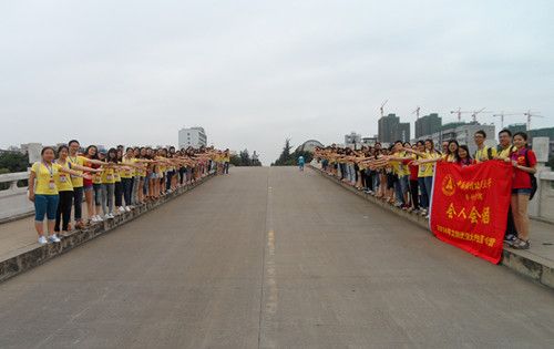 英国上市公司官网3652014年文澜优秀大学生夏令营顺利开营