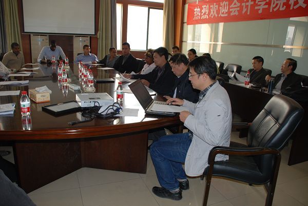 英国上市公司官网365召开研究生留学生导师见面会