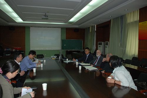 加拿大劳伦森大学代表到访英国上市公司官网365