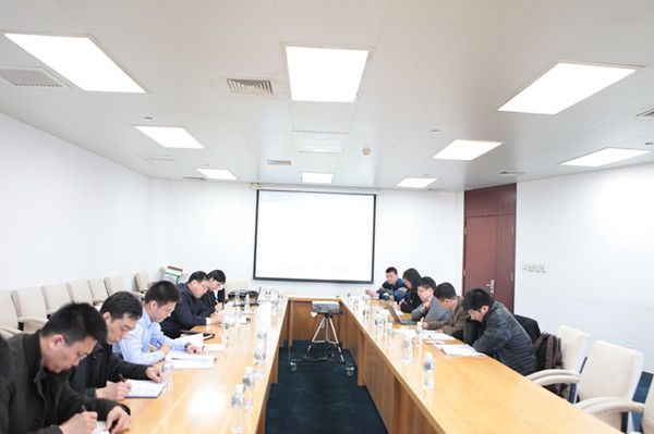 英国365官网与大庆油田共同研讨管理会计课题