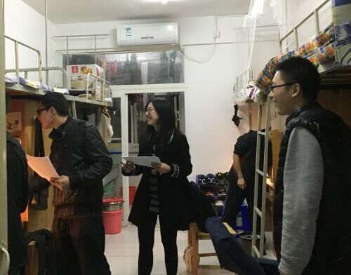 英国上市公司官网365顺利推选校级“文明寝室”和“星级寝室”
